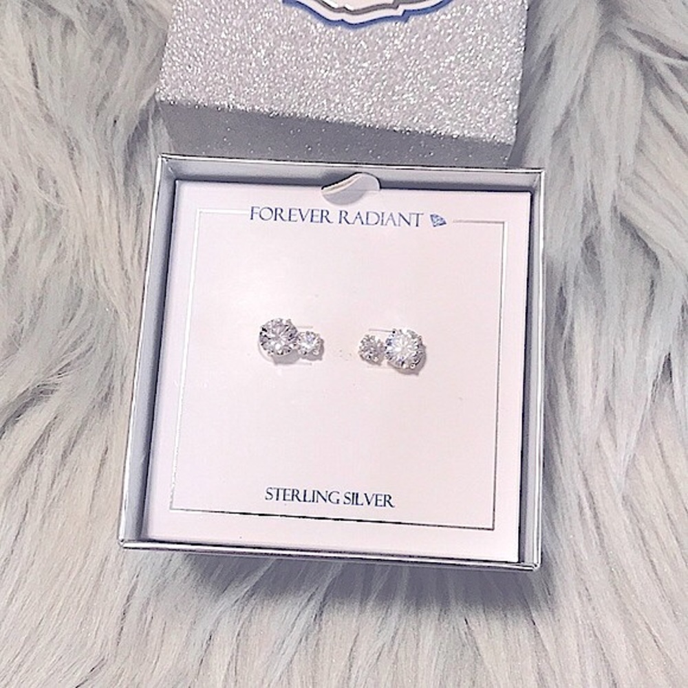 💎Brilliant Sparkle CZ 925sSterling Silver Earring